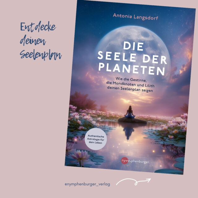 ⭐Deinen Seelenplan in den Sternen lesen können?
⭐JA! Mit dem neuen Buch von Antonia Langsdorf DIE SEELE DER PLANETEN aus dem Hause @nymphenburger_verlag ist das Eintauchen in die Planetensprache möglich! Dazu gesellen sich LILITH und CHIRON und die MONDKNOTEN!  ⭐MEHR DARÜBER IM NEUEN BLOGBEITRAG im GESUNDMAGAZIN!
https://dasgesundmagazin.de/2025/12/28/lesetipp-die-seele-der-planeten/  JETZT ONLINE!